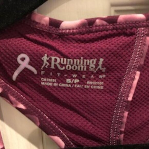 Running Room Racer Back Activewear Floral Petal Top Pink + Purple Sz S NWOT - Picture 3 of 3